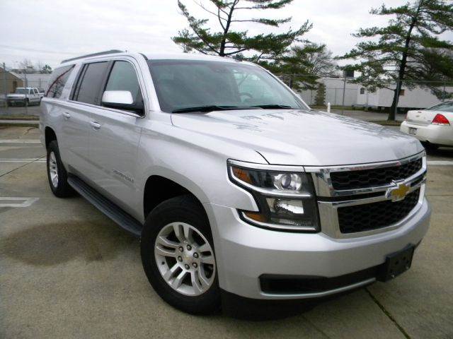Chevrolet Suburban Lt 2015