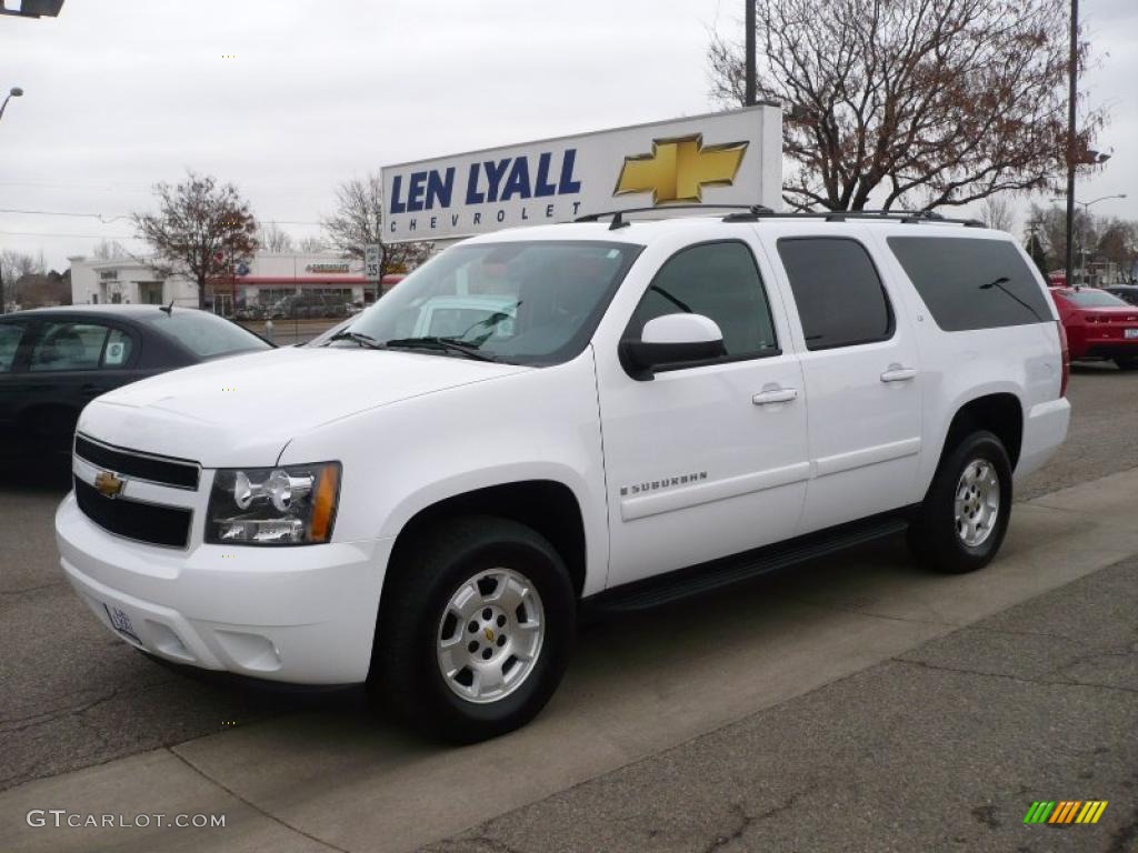 Chevrolet Suburban Lt