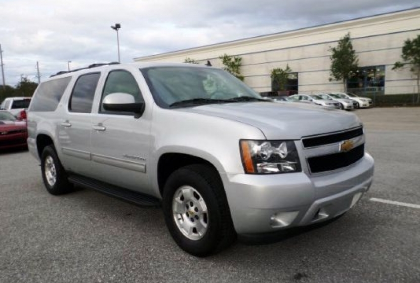 Chevrolet Suburban Lt