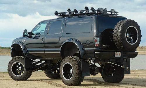 Chevrolet Suburban Off Road