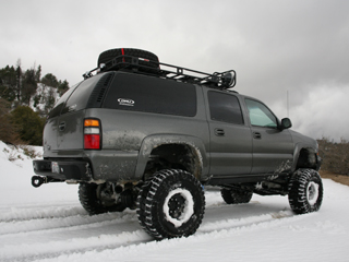 Chevrolet Suburban Off Road