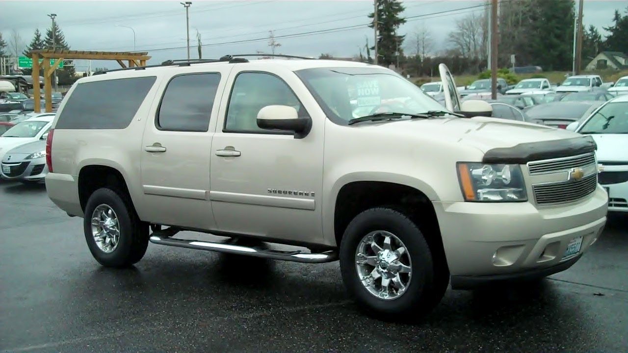 Chevrolet Suburban V8