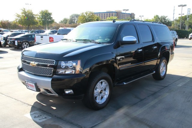 Chevrolet Suburban Z71