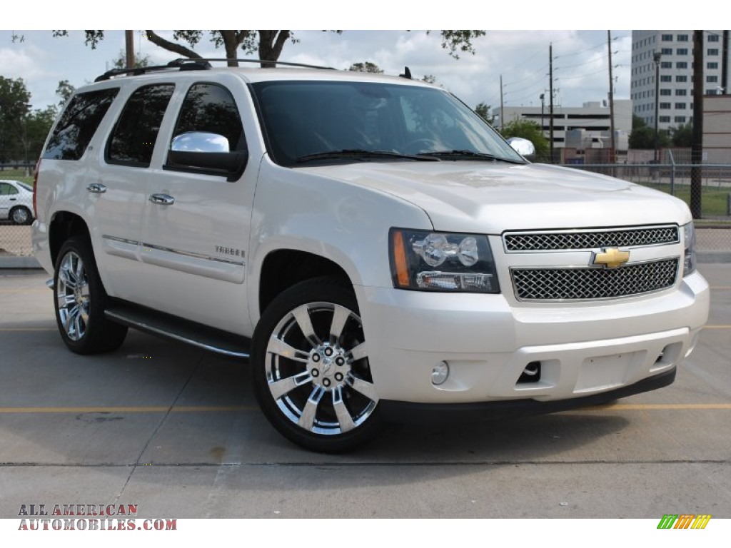 Chevrolet Tahoe White