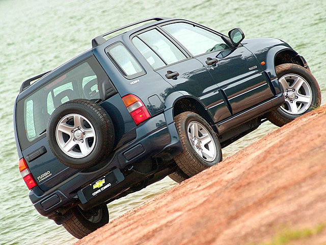 Chevrolet Tracker 2004
