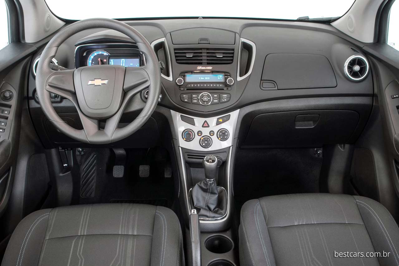 Chevrolet Tracker Manual