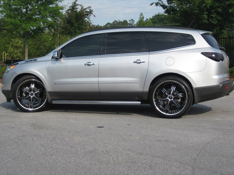Chevrolet Traverse Custom