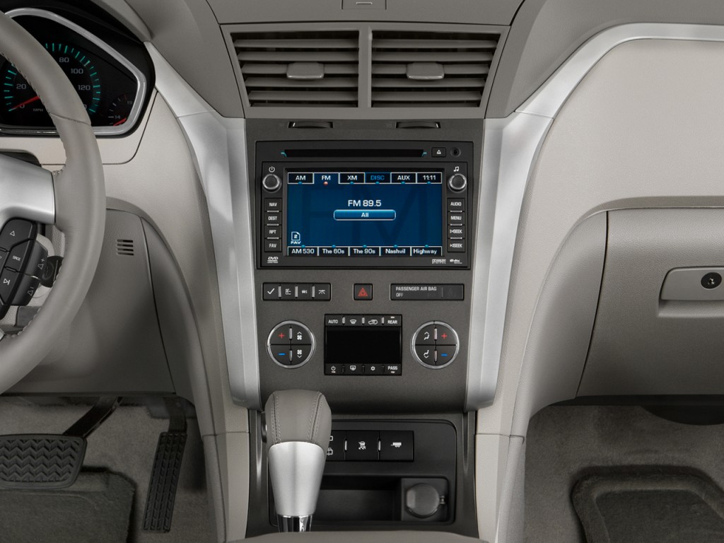 Chevrolet Traverse Lt 2011