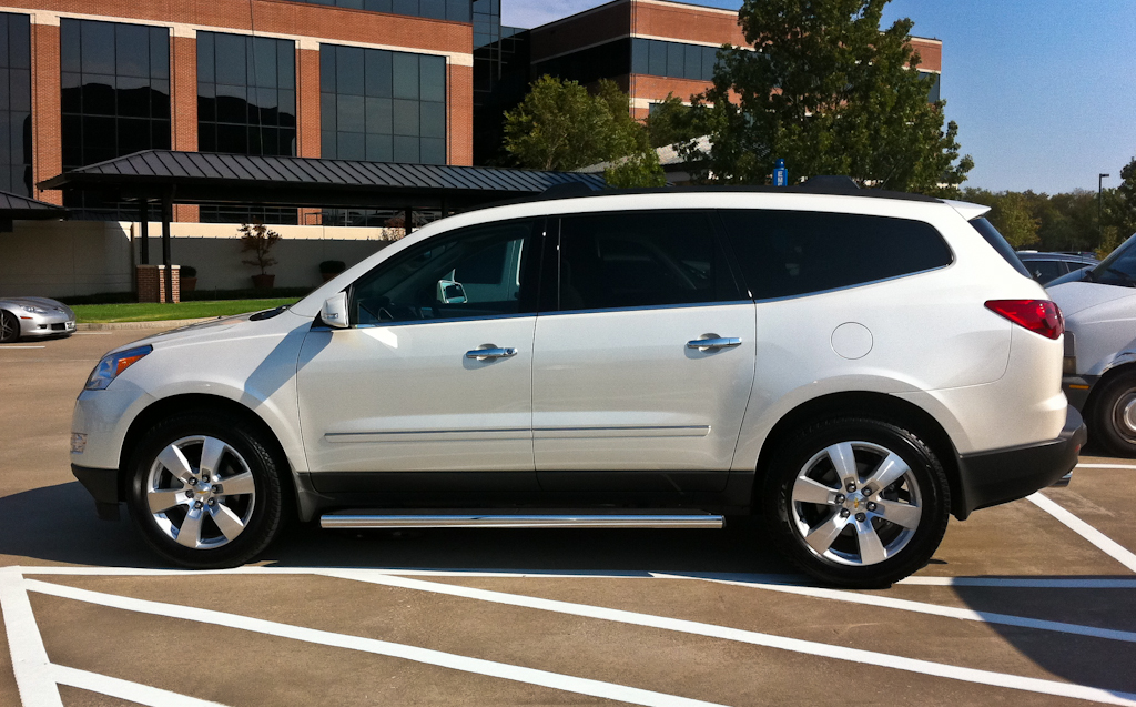 Chevrolet Traverse White