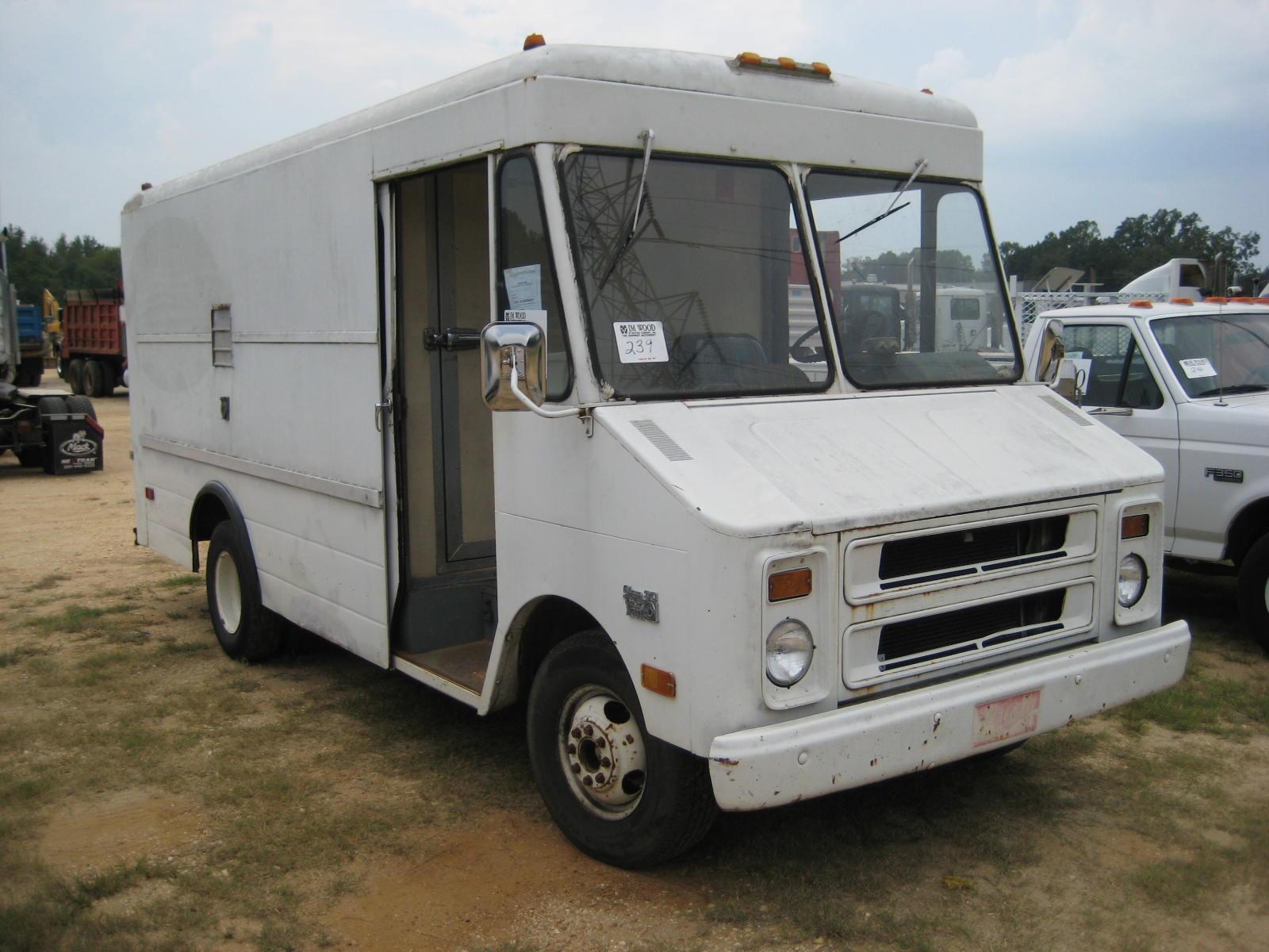 Chevrolet P30 Step Van