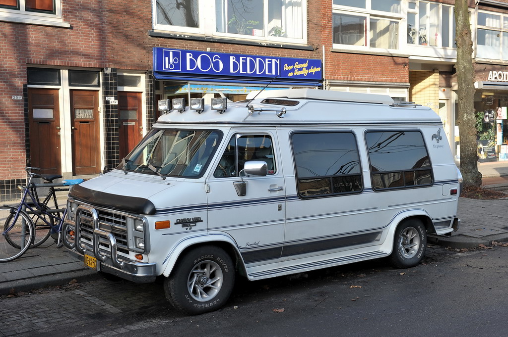 Chevrolet Van 20