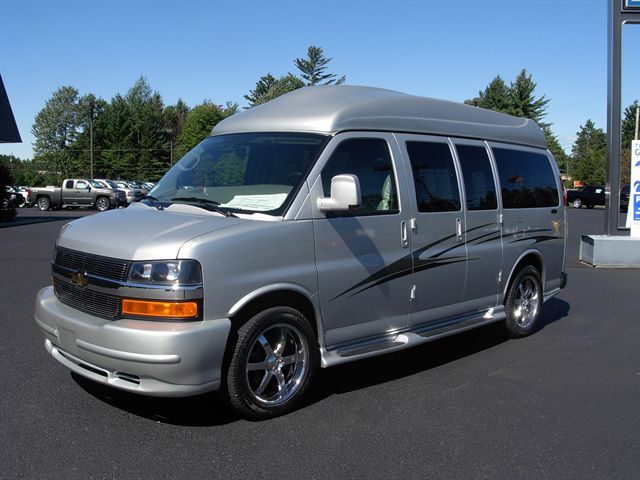 Chevrolet Van 2005