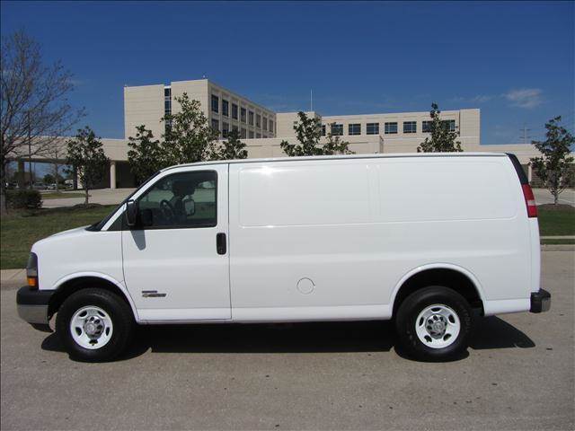Chevrolet Van 2006