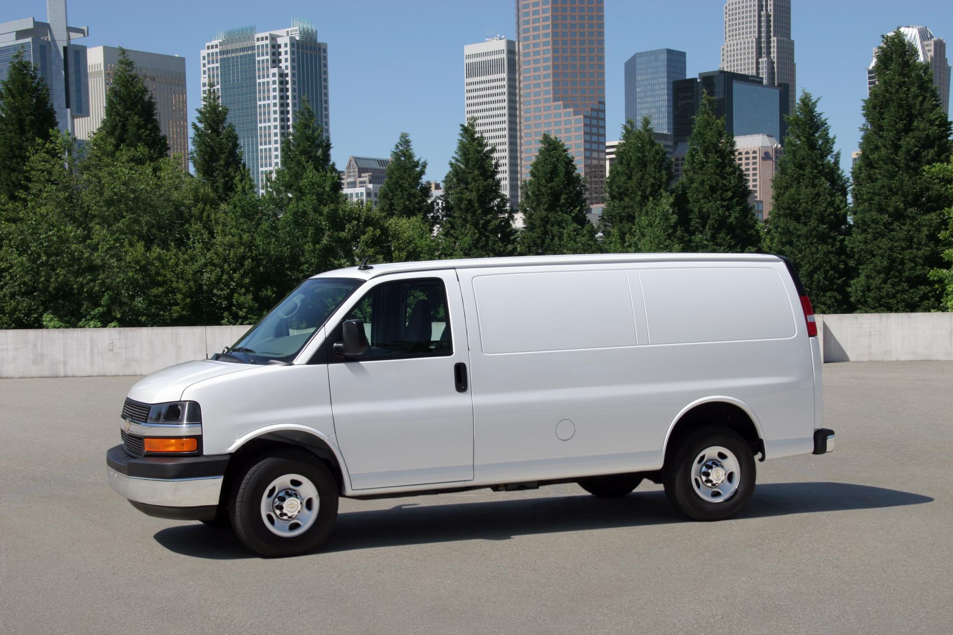 Chevrolet Van 2013