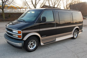 Chevrolet Van Express 2000