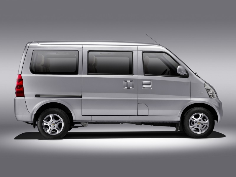 Chevrolet Van N300