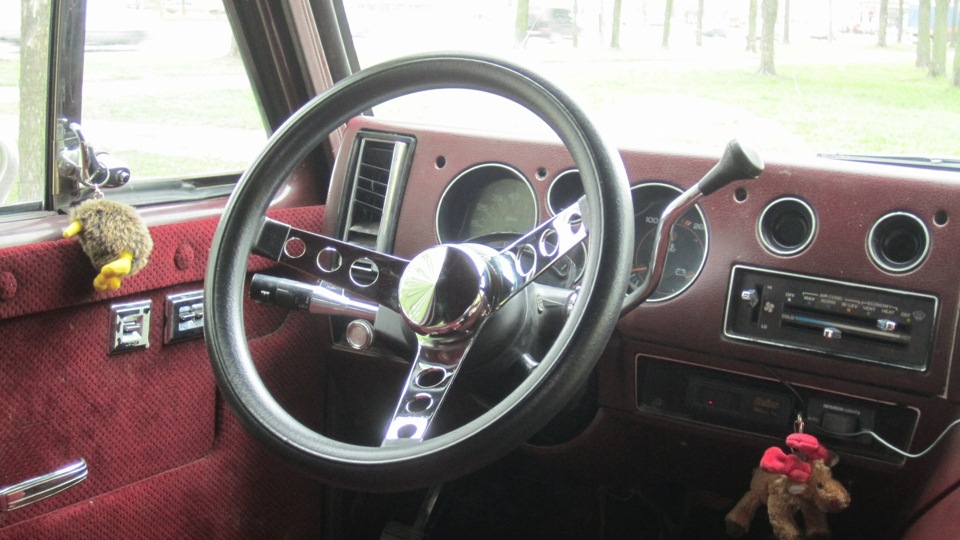 Chevrolet Van V8