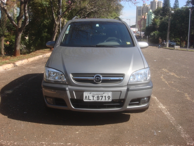 Chevrolet Zafira Elite