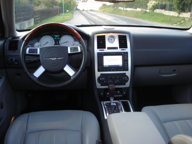 Chrysler 300C UK Version