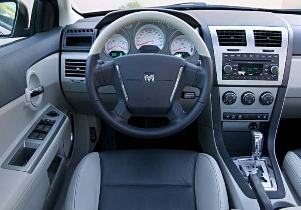 Dodge Avenger