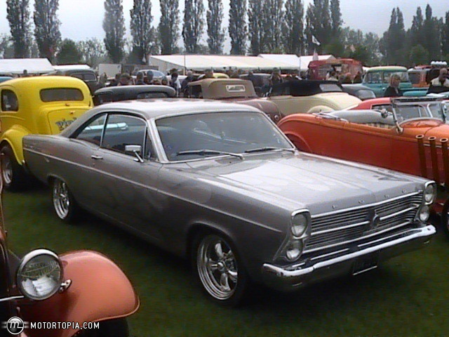 Ford 500 Custom