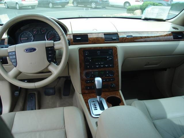Ford 500 Sel