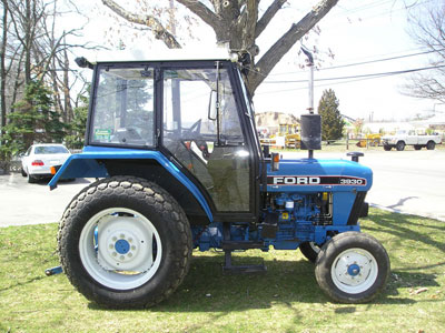 Ford 500 Tractor
