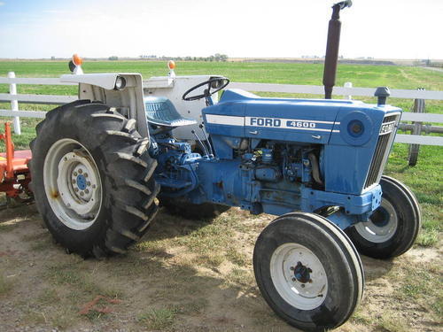Ford 500 Tractor