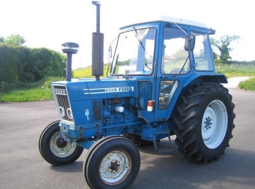 Ford 500 Tractor