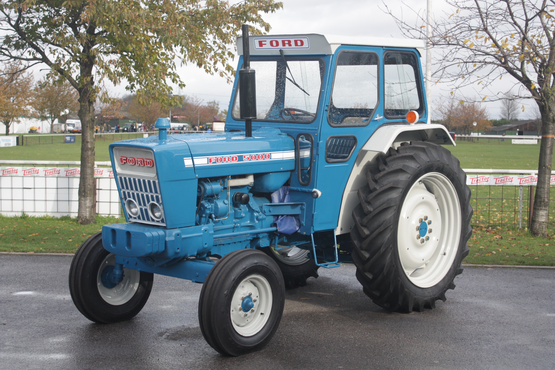Ford 5000 Super Major Tractor