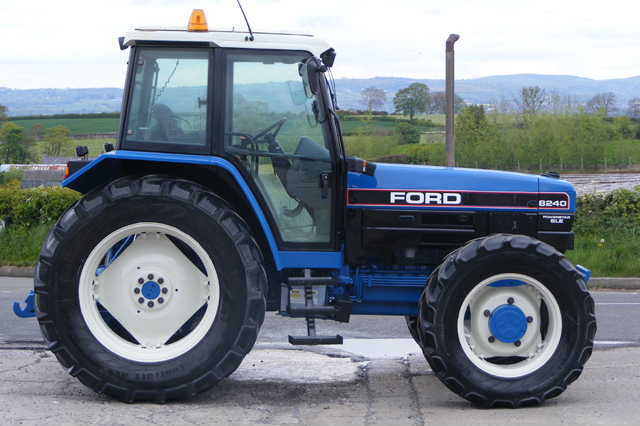 Ford 8240 Ford 8240
