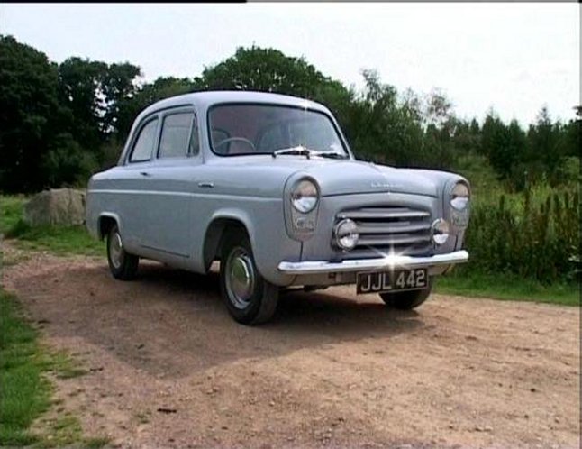Ford Anglia 100e