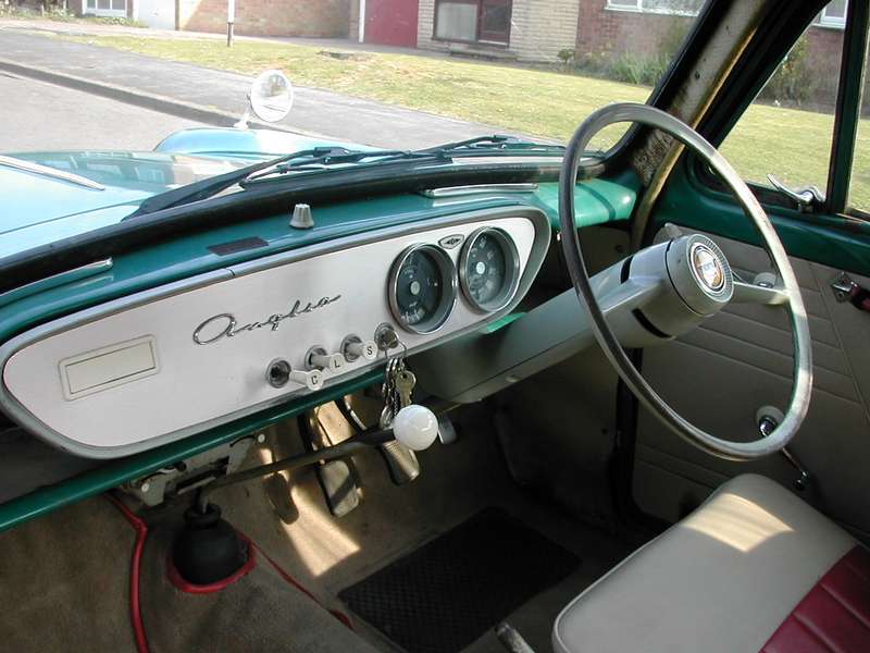 Ford Anglia Deluxe