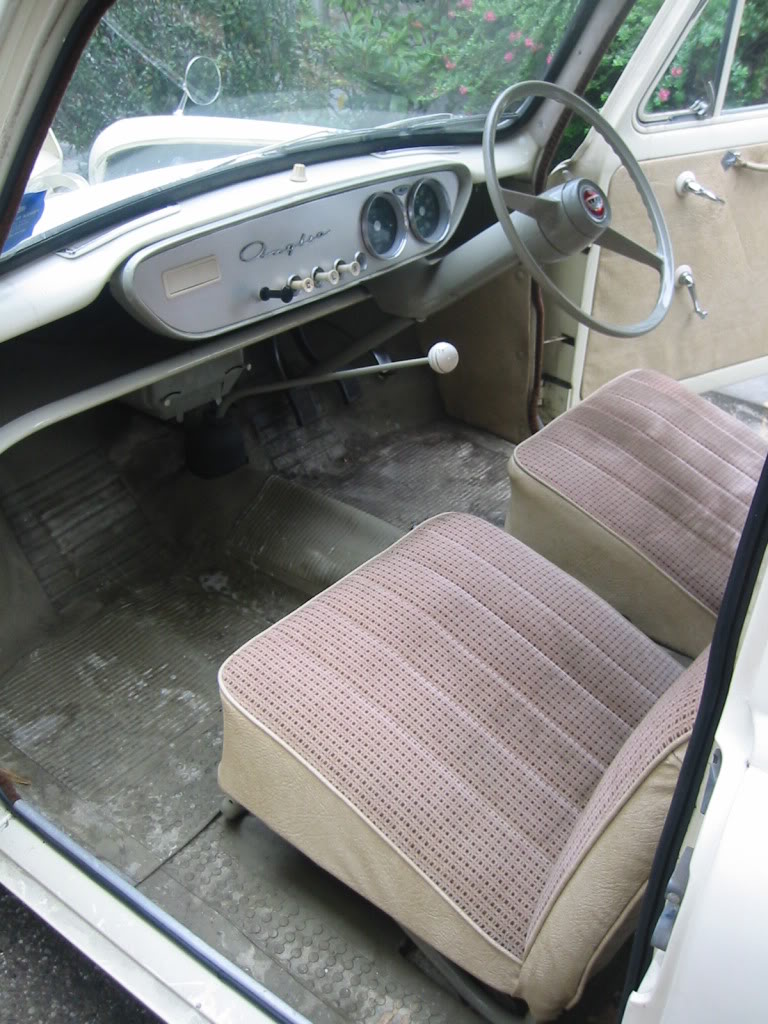 Ford Anglia Deluxe