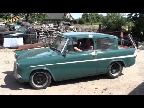 Ford Anglia V8