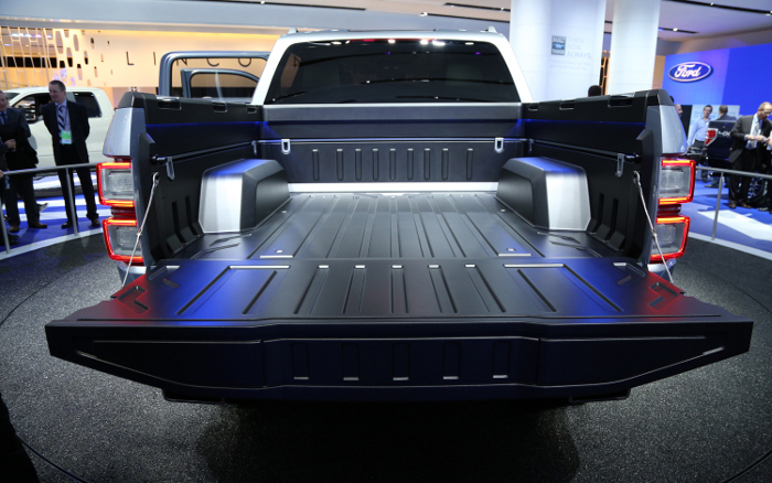 Ford Atlas 2015