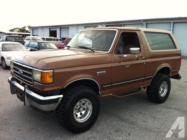 1990 Ford Bronco XLT