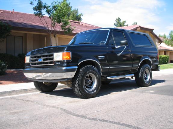 Ford Bronco 1990