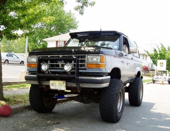 Ford Bronco 1990