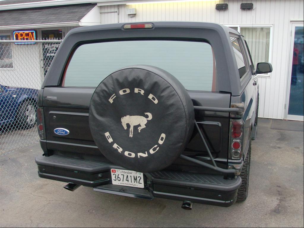 Ford Bronco Black