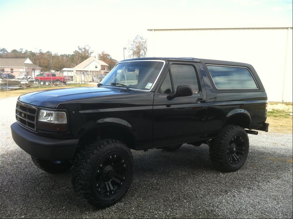 Ford Bronco Black