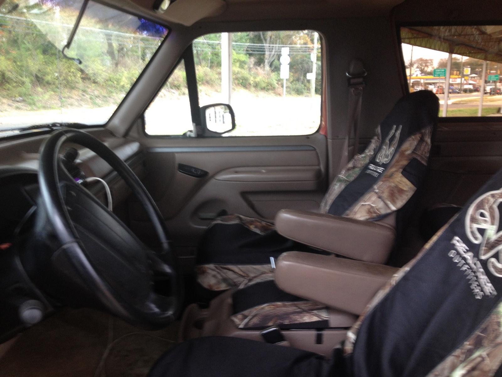 Ford Bronco Eddie Bauer