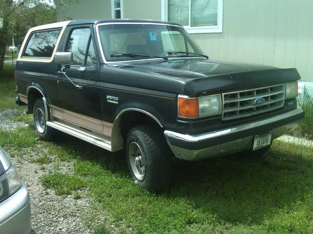 Ford Bronco Eddie Bauer