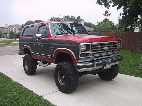 Ford Bronco modified