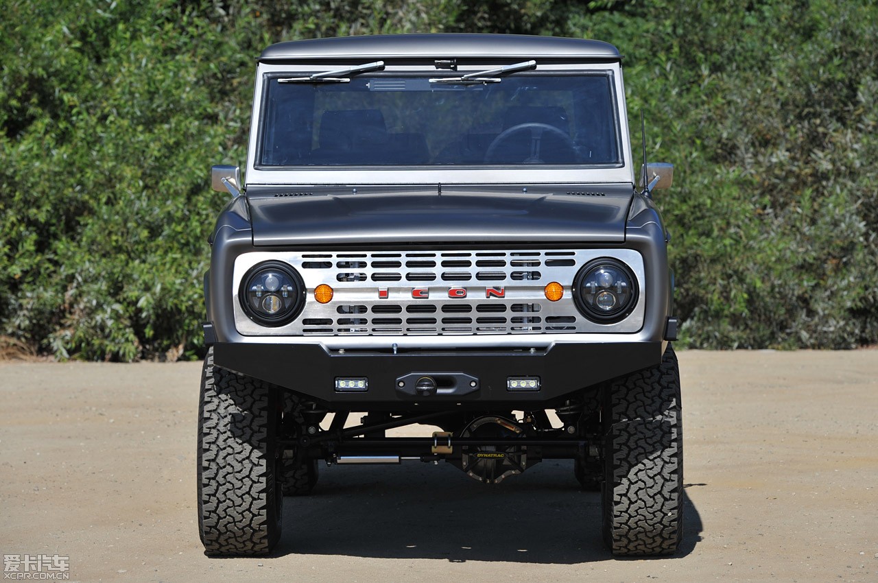 Ford Bronco V8