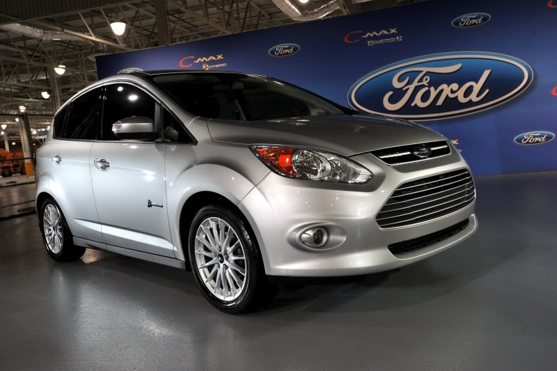 2013 Ford C-Max Hybrid Sel