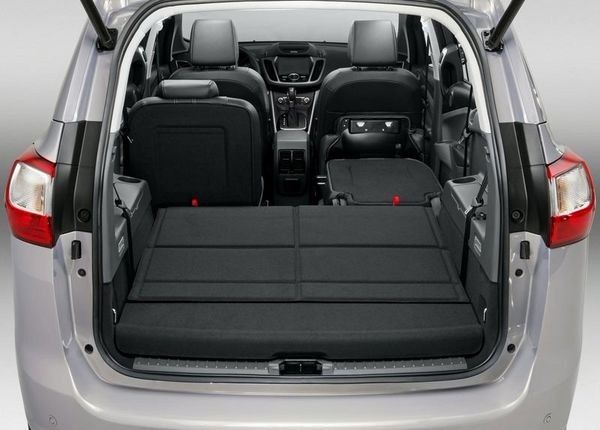 Ford C-Max 7