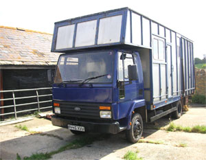 Ford Cargo 0811