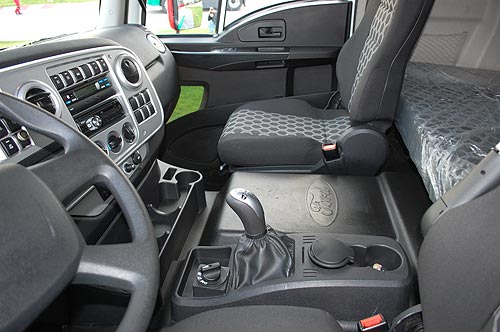 Ford Cargo 2013