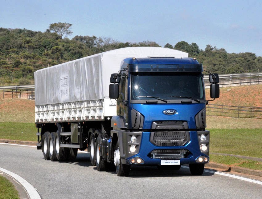 Ford Cargo 2014